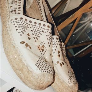 WHITE MOUNTAIN SHOES